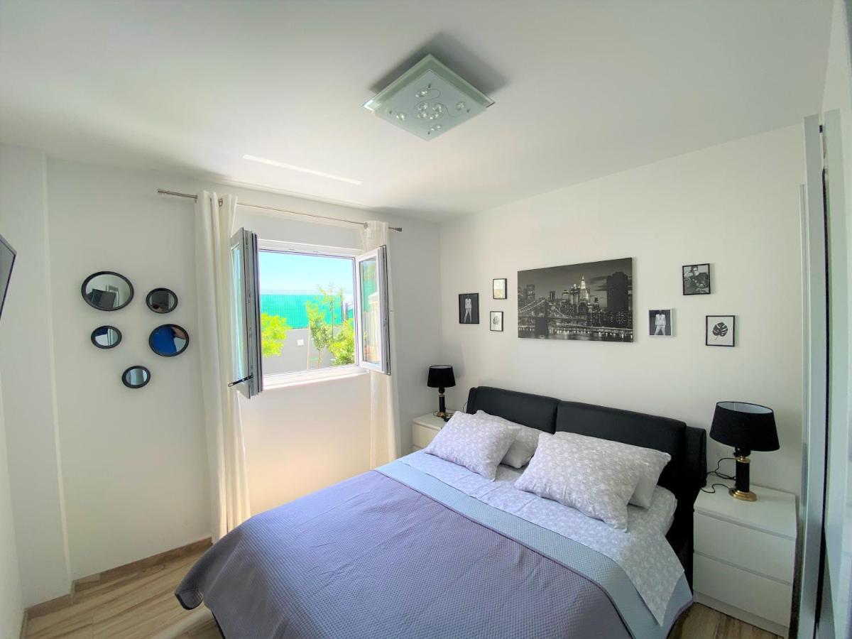 Lux Apartment Sea Shell With Jacuzzi Makarska Exterior photo